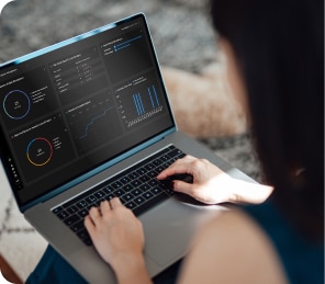 woman on laptop